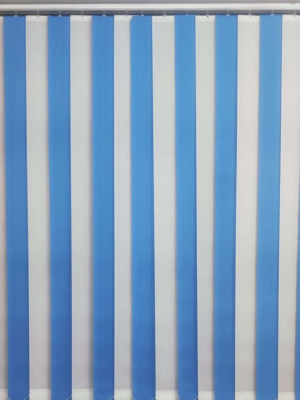Vertical blind